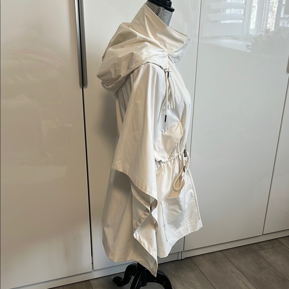 MARLA WYNN Oversized Cream Poncho Hooded Windbreaker Women's Jacket Cape, Size S - Picture 6 of 13